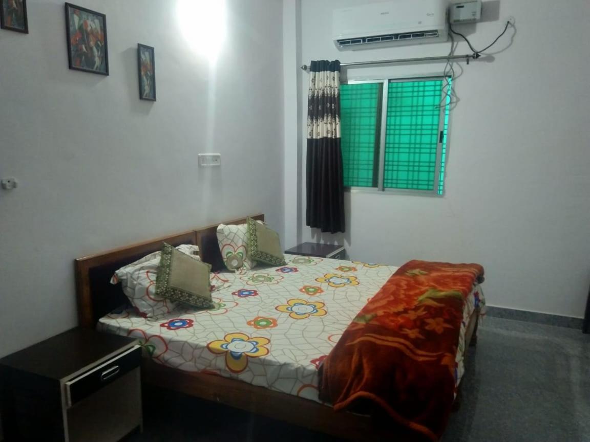 Hostel Buddha Khajurāho Buitenkant foto